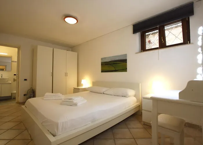 Appia Antica 2br With Swimming Pool Apartamento Roma